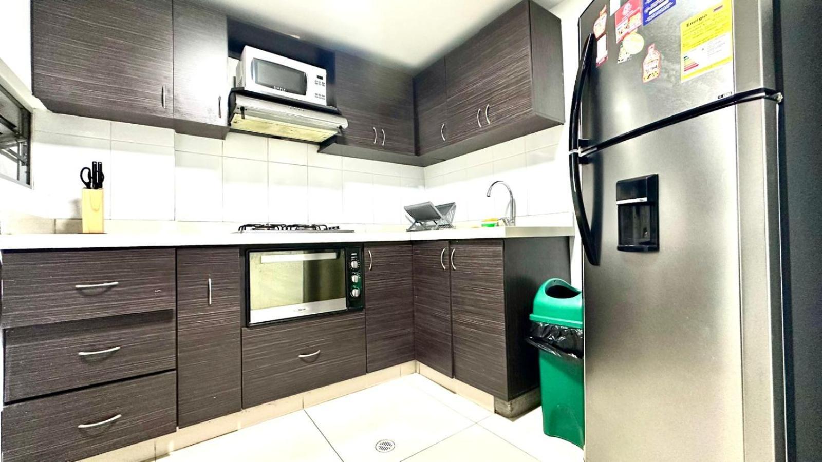 Apto Moderno En Laureles Медельин Экстерьер фото